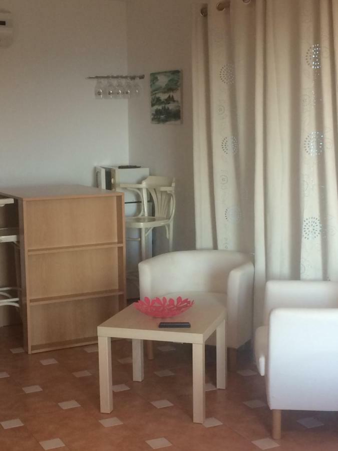 Apartments Loncaric Banjol Dış mekan fotoğraf